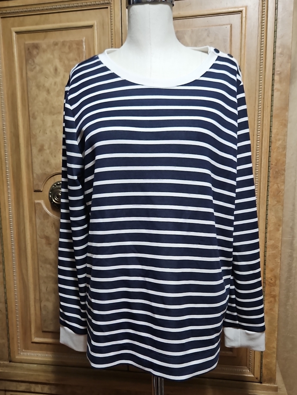 Chico's Navy and White Striped Long-Sleeve Sweatshirt Tunic Top Large